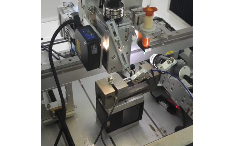 如何选择适合点胶机的接触式传感器